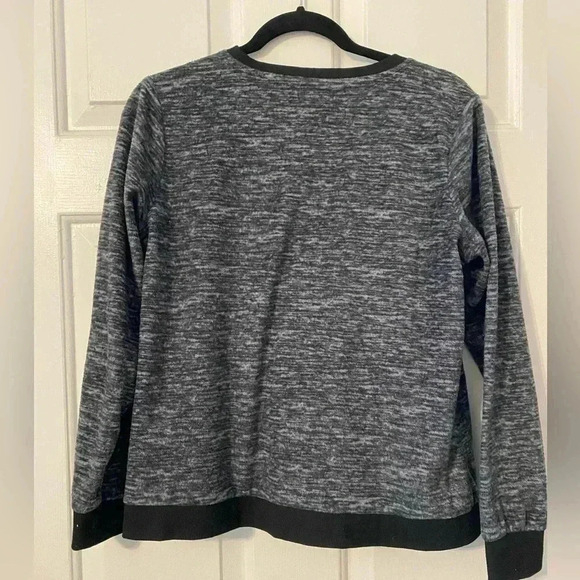 Nicole Miller Black- Gray Soft Fleece Light Pullover Top Front Pocket Sz Medium - Picture 2 of 7